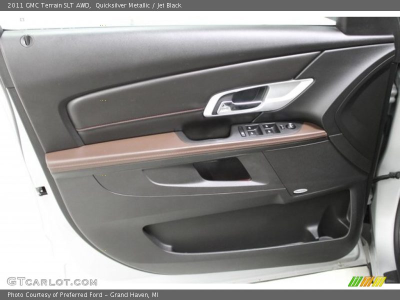 Quicksilver Metallic / Jet Black 2011 GMC Terrain SLT AWD