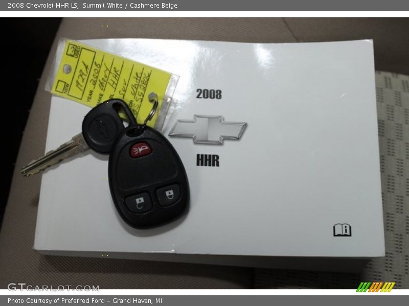 Summit White / Cashmere Beige 2008 Chevrolet HHR LS