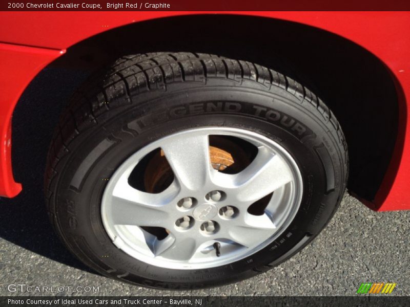 Bright Red / Graphite 2000 Chevrolet Cavalier Coupe