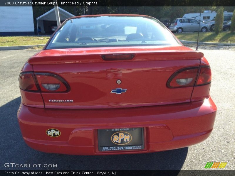 Bright Red / Graphite 2000 Chevrolet Cavalier Coupe