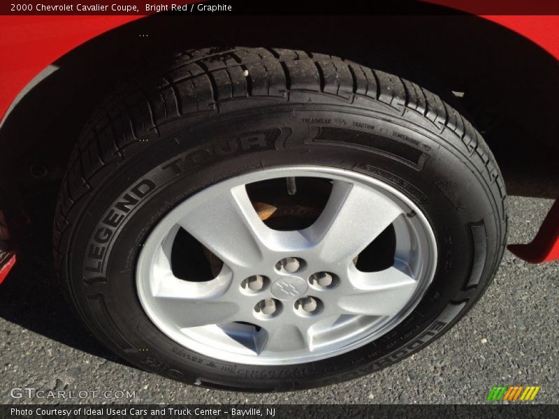 Bright Red / Graphite 2000 Chevrolet Cavalier Coupe