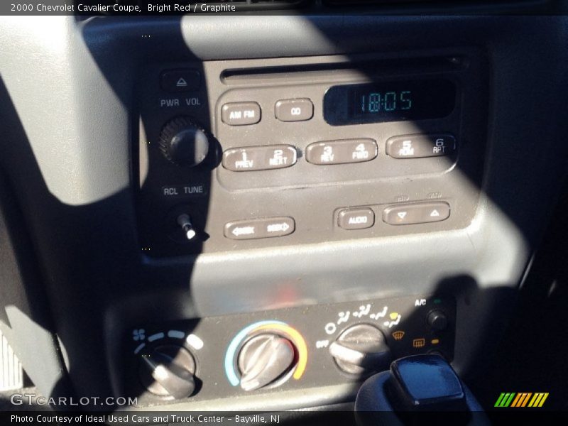 Bright Red / Graphite 2000 Chevrolet Cavalier Coupe