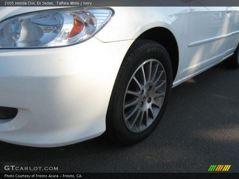 Taffeta White / Ivory 2005 Honda Civic EX Sedan