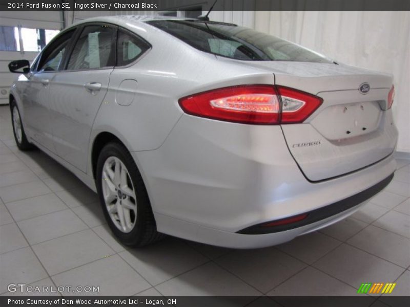 Ingot Silver / Charcoal Black 2014 Ford Fusion SE