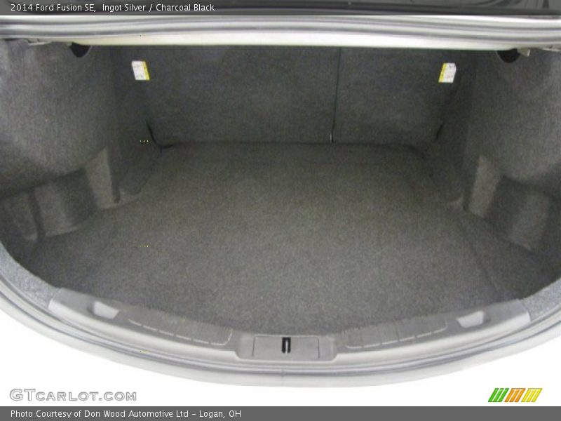 Ingot Silver / Charcoal Black 2014 Ford Fusion SE