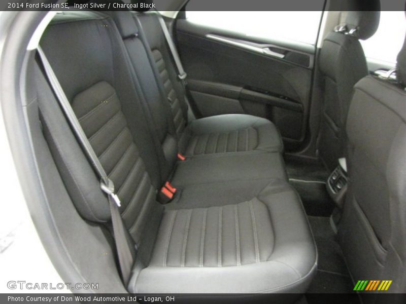 Ingot Silver / Charcoal Black 2014 Ford Fusion SE