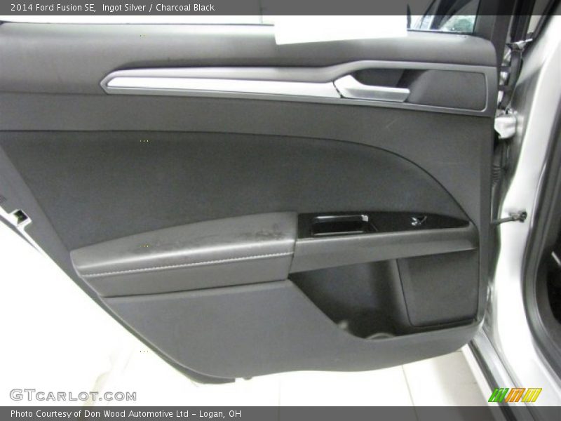 Ingot Silver / Charcoal Black 2014 Ford Fusion SE