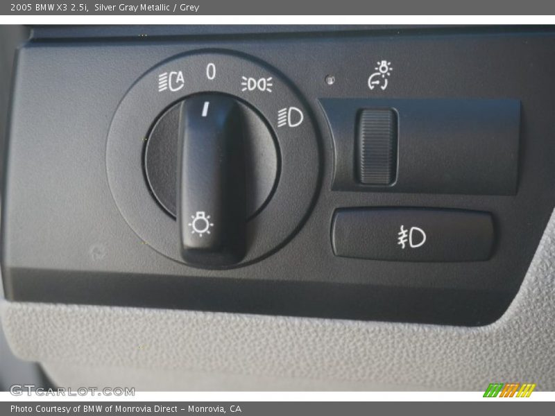 Silver Gray Metallic / Grey 2005 BMW X3 2.5i