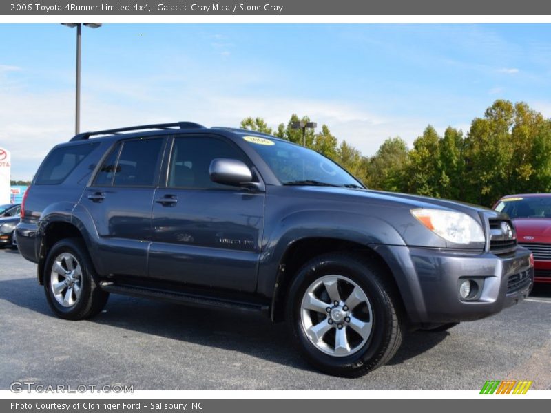 Front 3/4 View of 2006 4Runner Limited 4x4