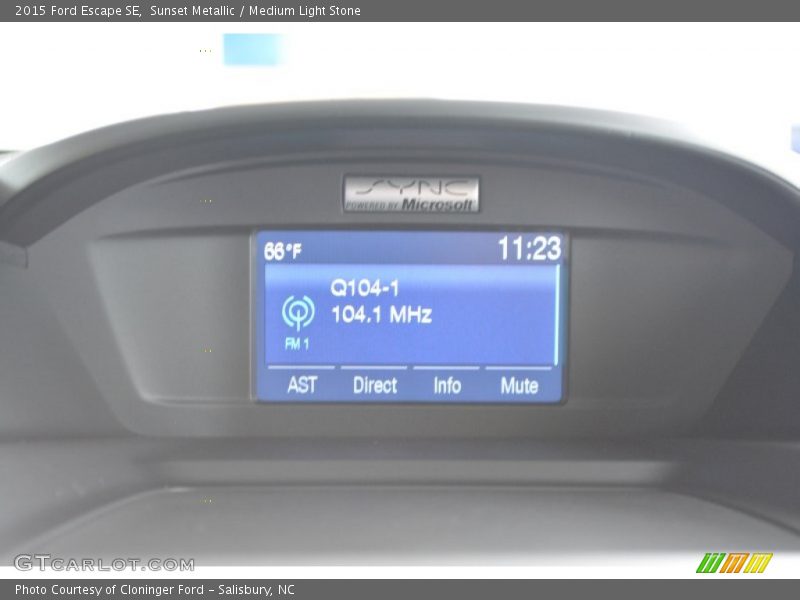 Sunset Metallic / Medium Light Stone 2015 Ford Escape SE