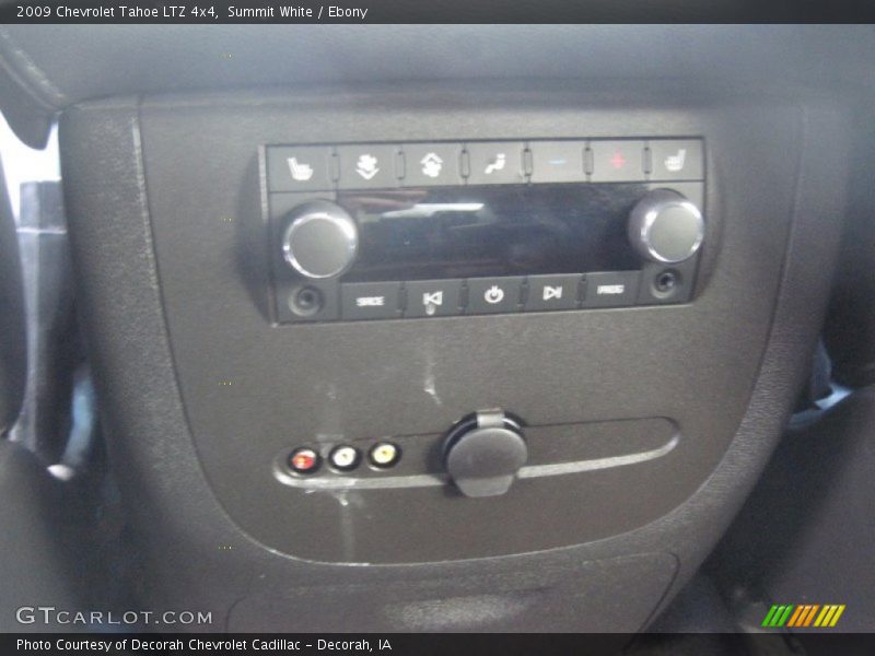 Summit White / Ebony 2009 Chevrolet Tahoe LTZ 4x4