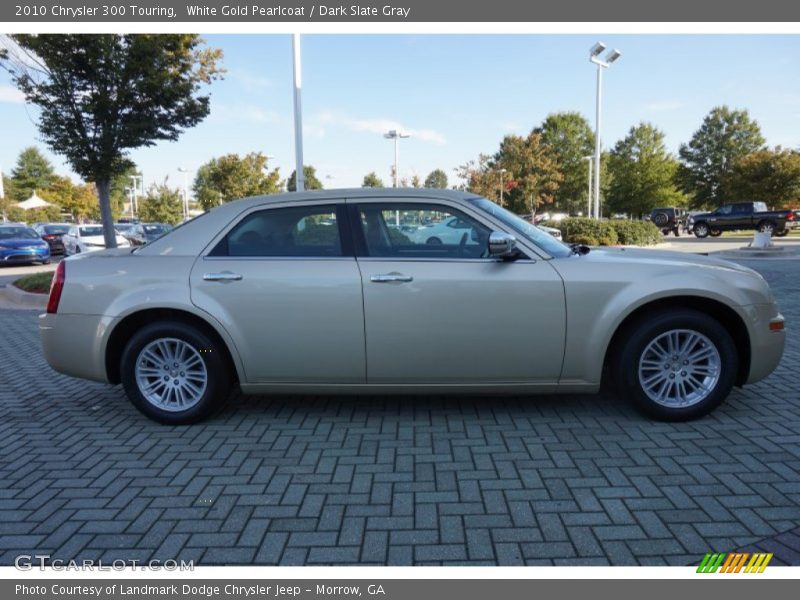 White Gold Pearlcoat / Dark Slate Gray 2010 Chrysler 300 Touring