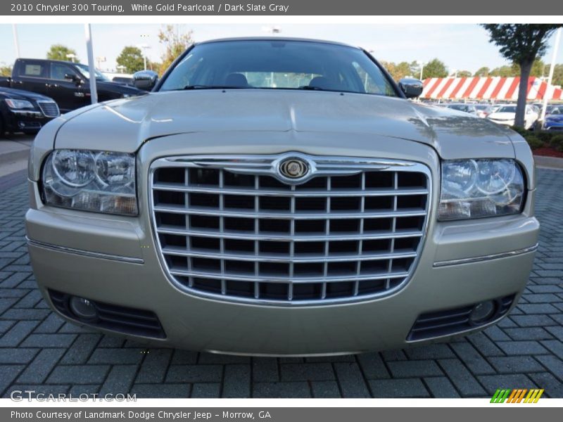 White Gold Pearlcoat / Dark Slate Gray 2010 Chrysler 300 Touring