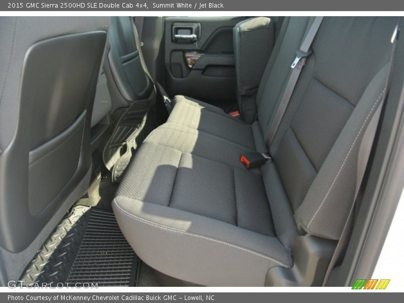 Summit White / Jet Black 2015 GMC Sierra 2500HD SLE Double Cab 4x4
