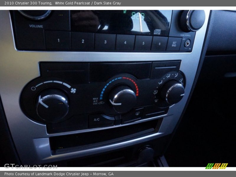 White Gold Pearlcoat / Dark Slate Gray 2010 Chrysler 300 Touring
