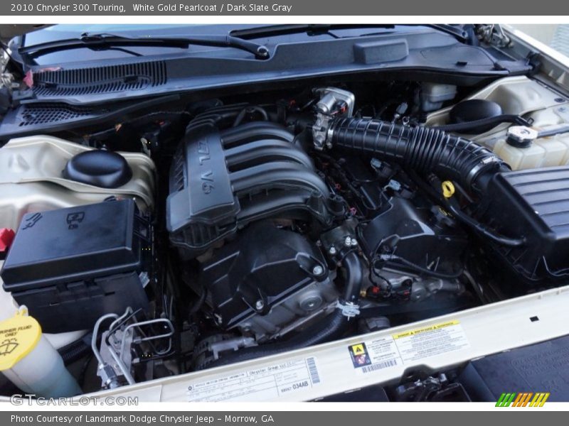 White Gold Pearlcoat / Dark Slate Gray 2010 Chrysler 300 Touring