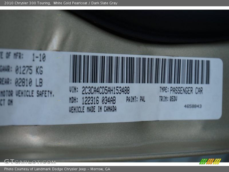 White Gold Pearlcoat / Dark Slate Gray 2010 Chrysler 300 Touring