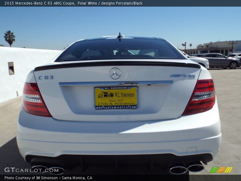 Polar White / designo Porcelain/Black 2015 Mercedes-Benz C 63 AMG Coupe