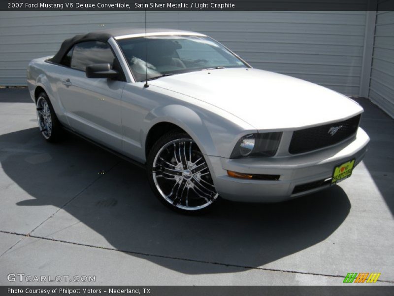 Satin Silver Metallic / Light Graphite 2007 Ford Mustang V6 Deluxe Convertible