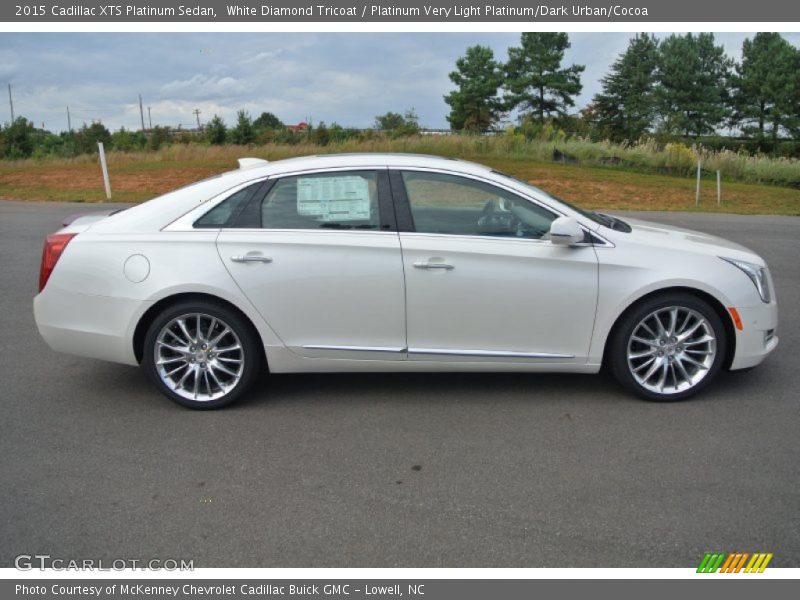  2015 XTS Platinum Sedan White Diamond Tricoat