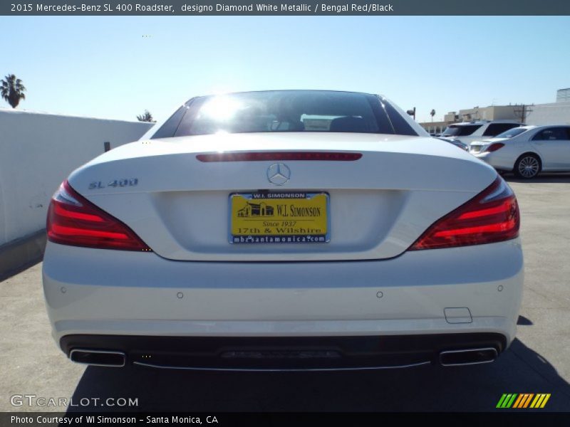 designo Diamond White Metallic / Bengal Red/Black 2015 Mercedes-Benz SL 400 Roadster