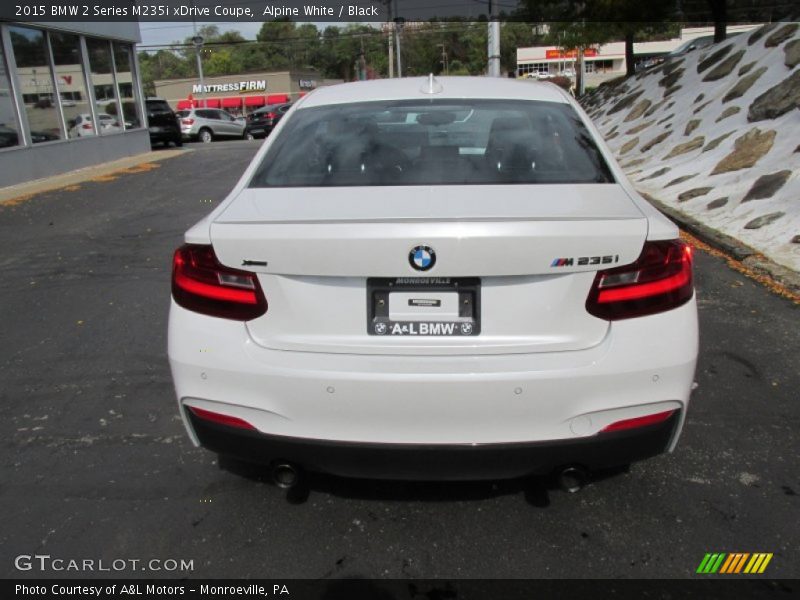 Alpine White / Black 2015 BMW 2 Series M235i xDrive Coupe
