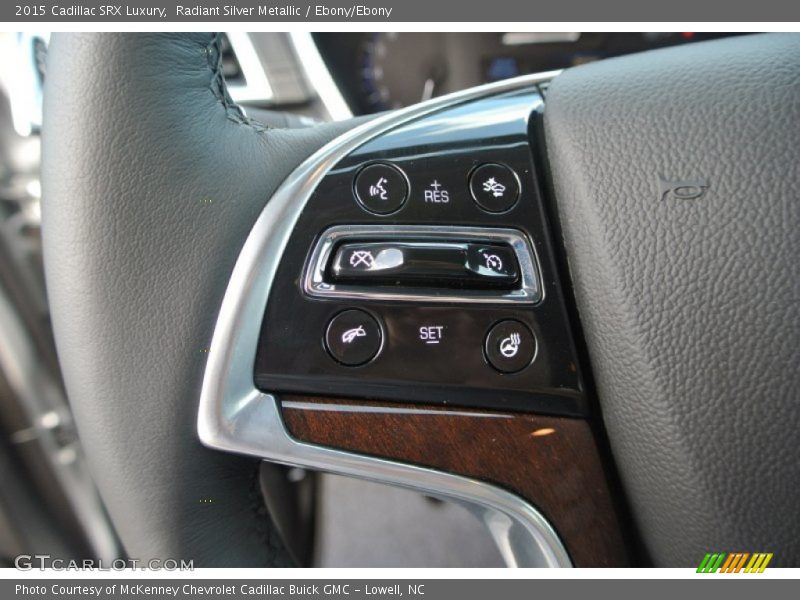 Radiant Silver Metallic / Ebony/Ebony 2015 Cadillac SRX Luxury