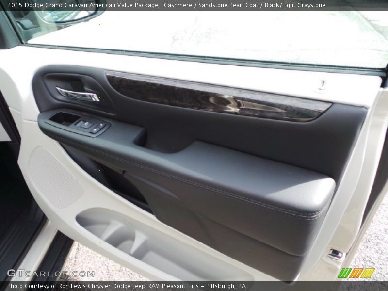 Cashmere / Sandstone Pearl Coat / Black/Light Graystone 2015 Dodge Grand Caravan American Value Package
