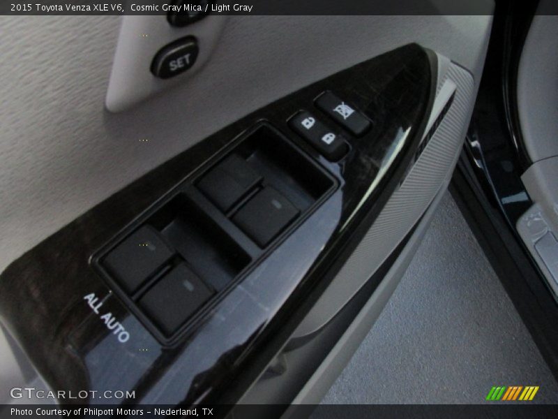 Cosmic Gray Mica / Light Gray 2015 Toyota Venza XLE V6