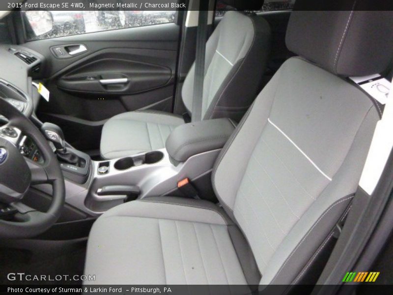 Magnetic Metallic / Charcoal Black 2015 Ford Escape SE 4WD
