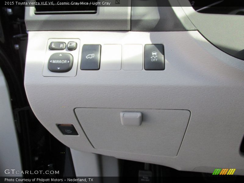 Cosmic Gray Mica / Light Gray 2015 Toyota Venza XLE V6