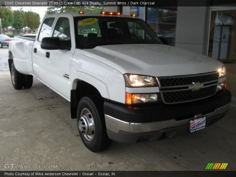 Summit White / Dark Charcoal 2005 Chevrolet Silverado 3500 LS Crew Cab 4x4 Dually