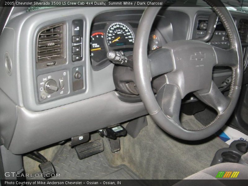 Summit White / Dark Charcoal 2005 Chevrolet Silverado 3500 LS Crew Cab 4x4 Dually
