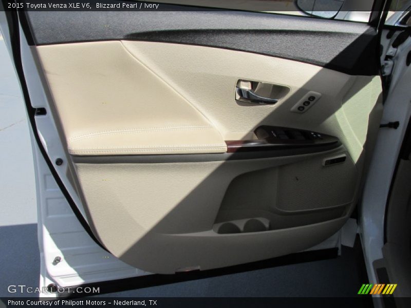 Blizzard Pearl / Ivory 2015 Toyota Venza XLE V6