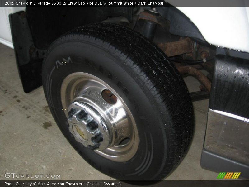 Summit White / Dark Charcoal 2005 Chevrolet Silverado 3500 LS Crew Cab 4x4 Dually