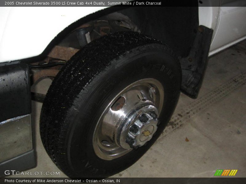 Summit White / Dark Charcoal 2005 Chevrolet Silverado 3500 LS Crew Cab 4x4 Dually