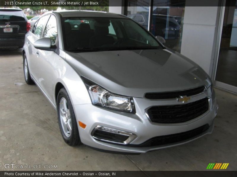 Silver Ice Metallic / Jet Black 2015 Chevrolet Cruze LT