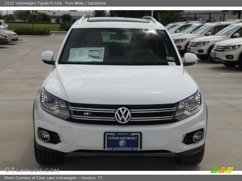 Pure White / Sandstone 2015 Volkswagen Tiguan R-Line