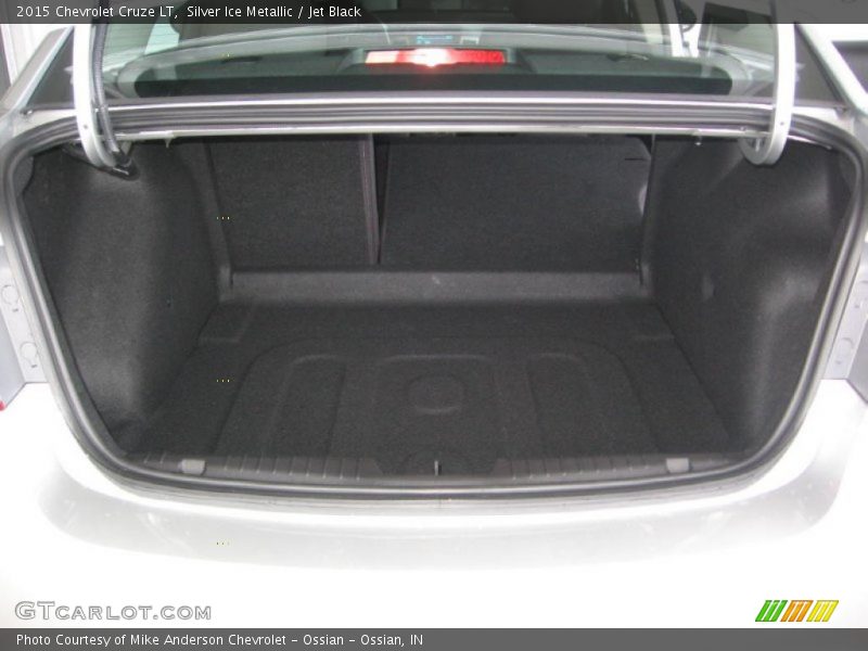 Silver Ice Metallic / Jet Black 2015 Chevrolet Cruze LT