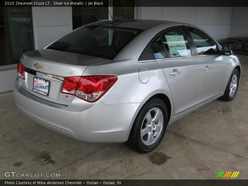 Silver Ice Metallic / Jet Black 2015 Chevrolet Cruze LT