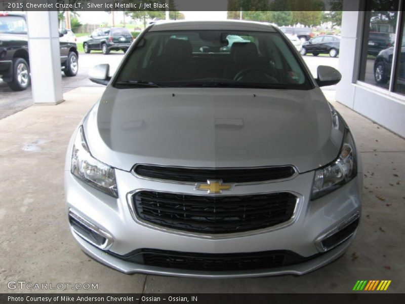 Silver Ice Metallic / Jet Black 2015 Chevrolet Cruze LT