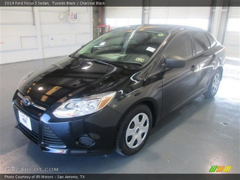 Tuxedo Black / Charcoal Black 2014 Ford Focus S Sedan