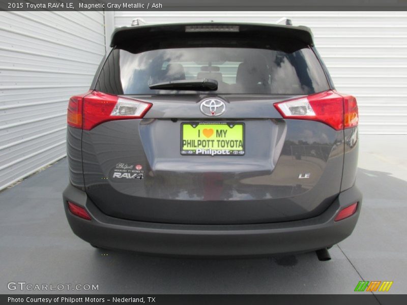 Magnetic Gray Metallic / Ash 2015 Toyota RAV4 LE