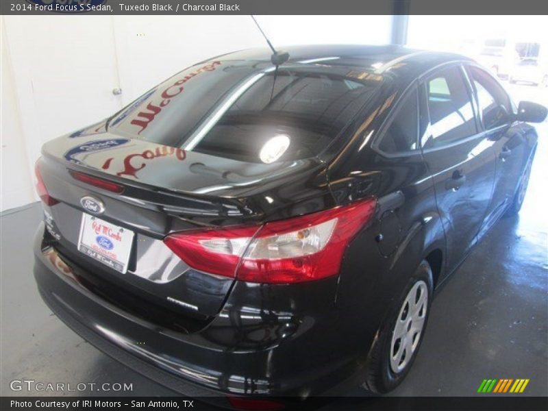 Tuxedo Black / Charcoal Black 2014 Ford Focus S Sedan