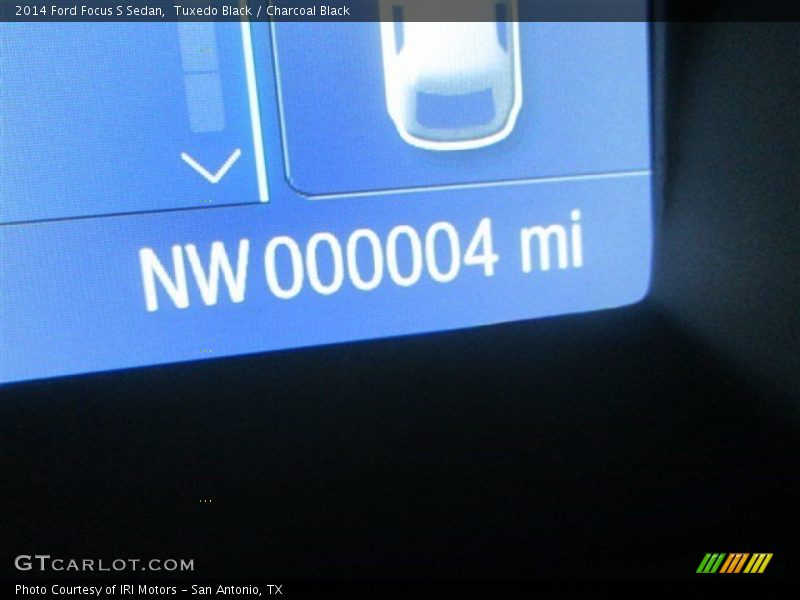 Tuxedo Black / Charcoal Black 2014 Ford Focus S Sedan