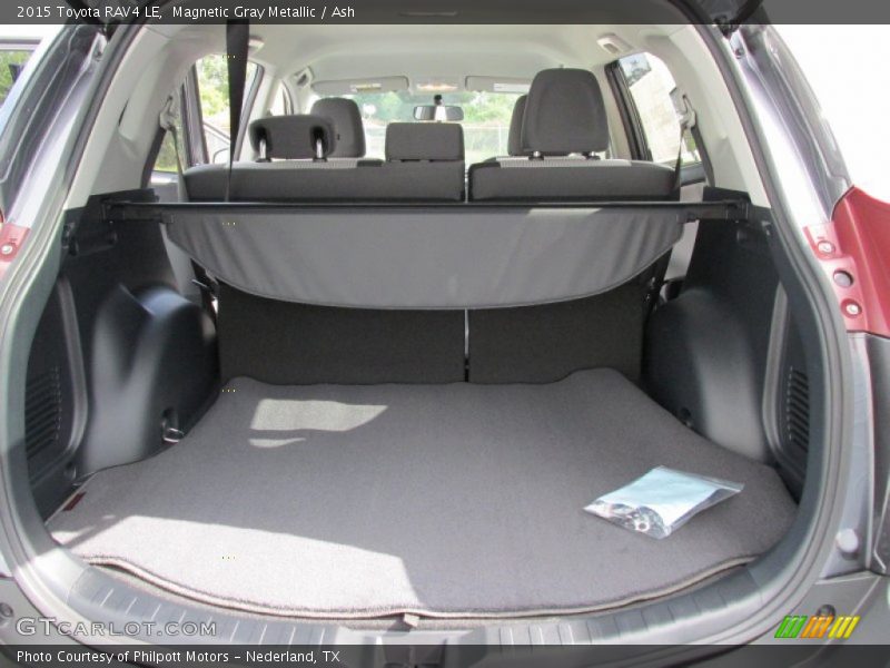 Magnetic Gray Metallic / Ash 2015 Toyota RAV4 LE