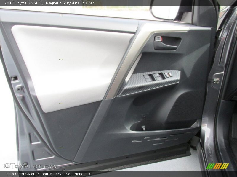 Magnetic Gray Metallic / Ash 2015 Toyota RAV4 LE