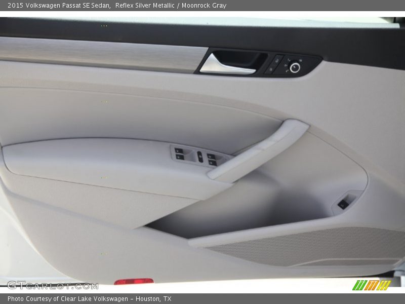 Reflex Silver Metallic / Moonrock Gray 2015 Volkswagen Passat SE Sedan