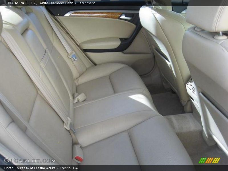 White Diamond Pearl / Parchment 2004 Acura TL 3.2
