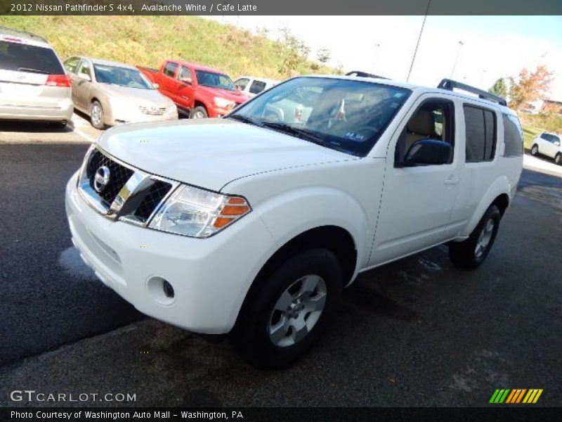 Avalanche White / Cafe Latte 2012 Nissan Pathfinder S 4x4